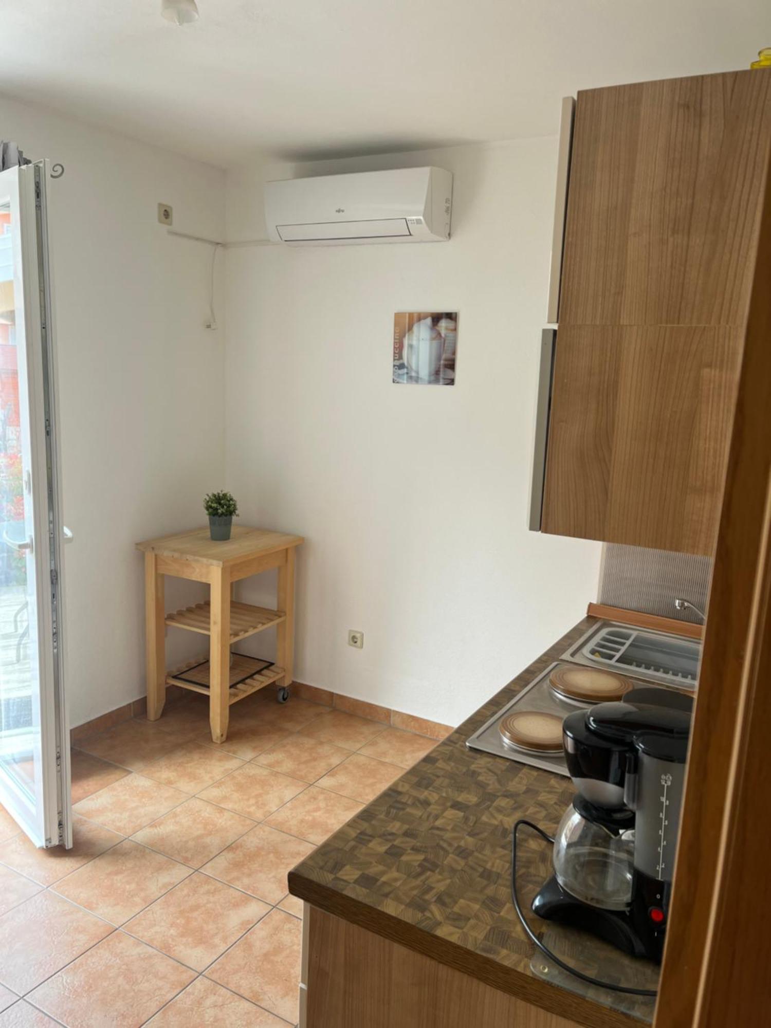 Apartments Marija Malinska Ngoại thất bức ảnh