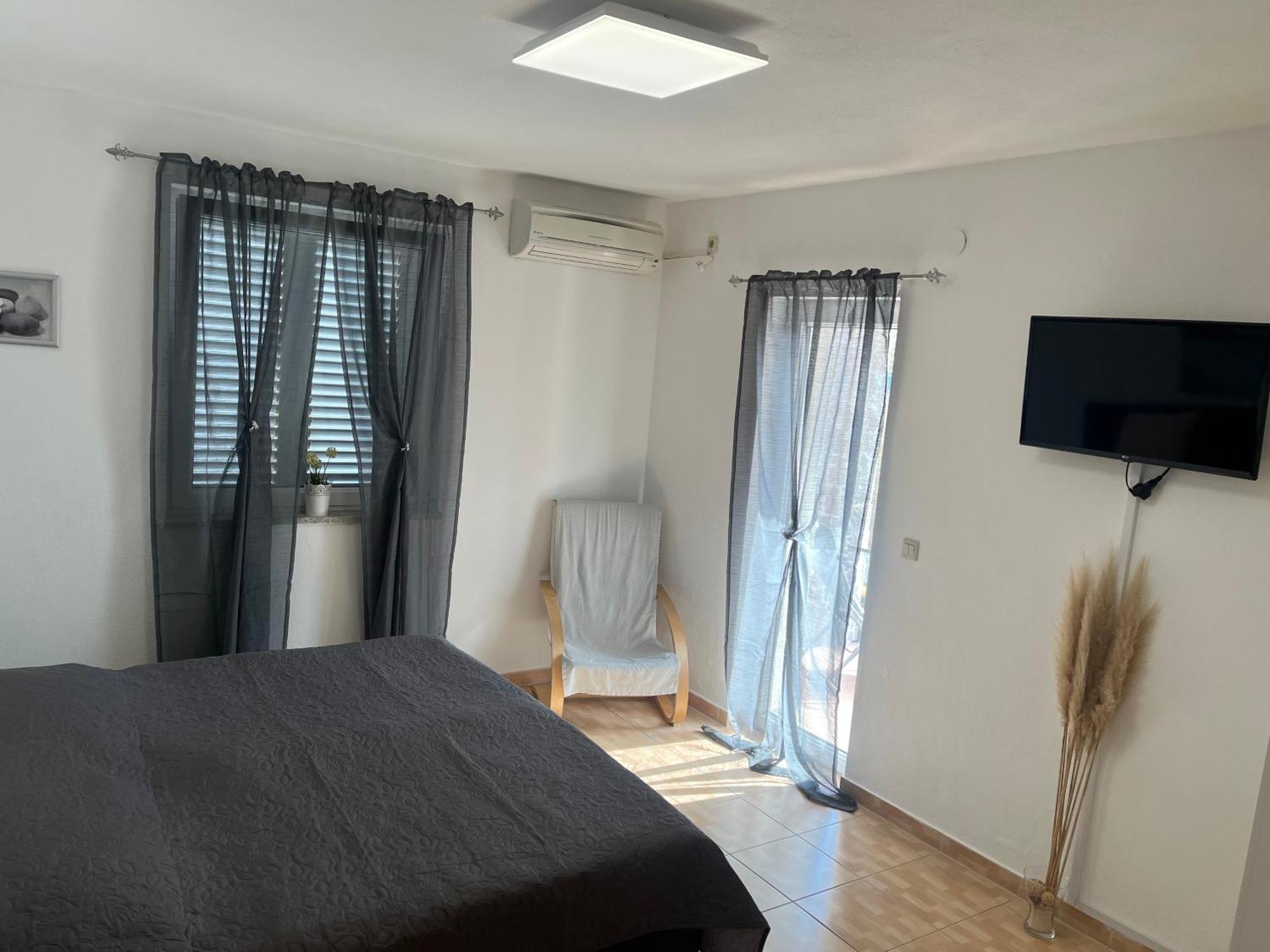 Apartments Marija Malinska Ngoại thất bức ảnh