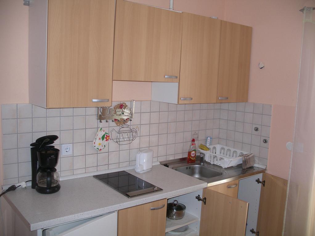 Apartments Marija Malinska Ngoại thất bức ảnh