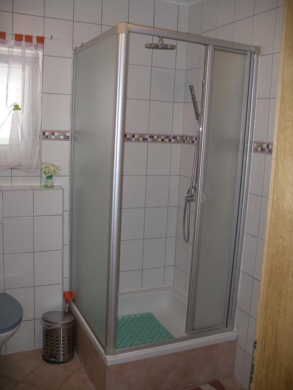 Apartments Marija Malinska Ngoại thất bức ảnh
